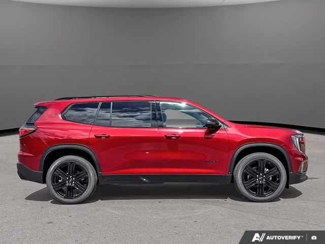2026 GMC Acadia Elevation, červená, 15 km, dovoz Kanada — foto 6 z 20