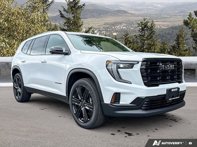 2026 GMC Acadia Elevation, bílá, 15 km, dovoz Kanada — foto 7 z 20