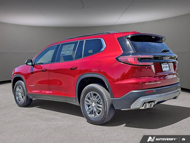 2026 GMC Acadia Elevation, červená, 15 km, dovoz Kanada — foto 3 z 20