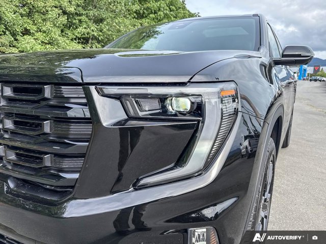 2026 GMC Acadia Elevation, černá, 15 km, dovoz Kanada — foto 11 z 20