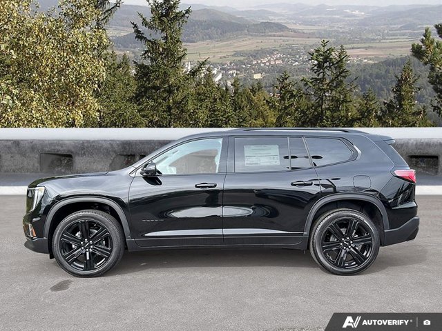 2026 GMC Acadia Elevation, černá, 15 km, dovoz Kanada — foto 2 z 20