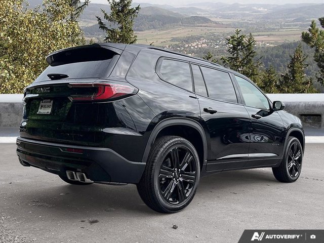 2026 GMC Acadia Elevation, černá, 15 km, dovoz Kanada — foto 5 z 20