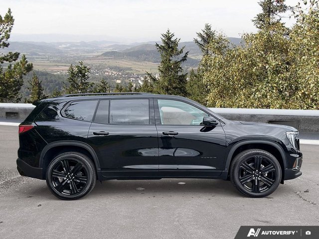 2026 GMC Acadia Elevation, černá, 15 km, dovoz Kanada — foto 6 z 20