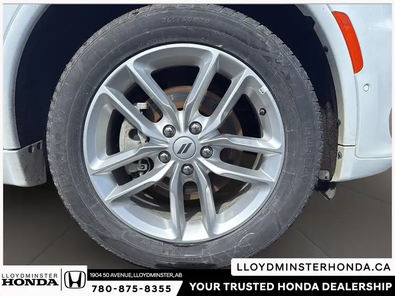2025 Dodge Durango, bílá, 82 933 km, dovoz Kanada — foto 3 z 12