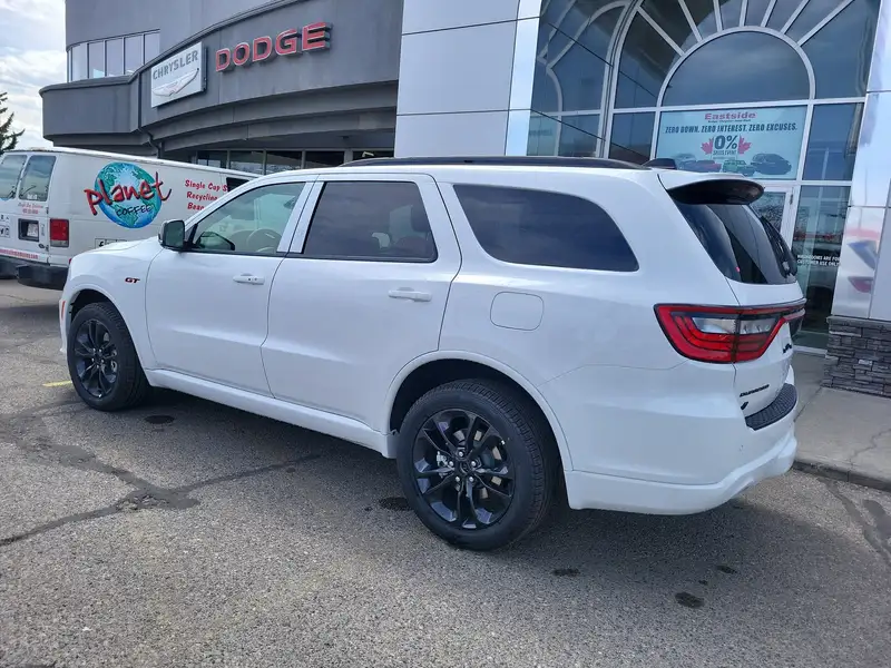 2026 Dodge Durango GT Plus, bílá, 7 622 km, dovoz Kanada — foto 2 z 12
