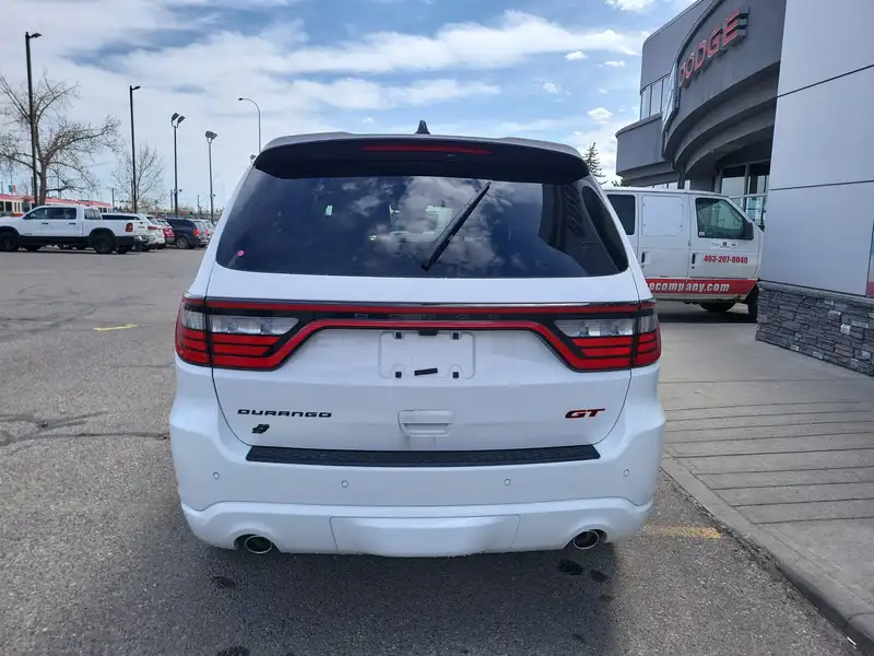 2026 Dodge Durango GT Plus, bílá, 7 622 km, dovoz Kanada — foto 3 z 12