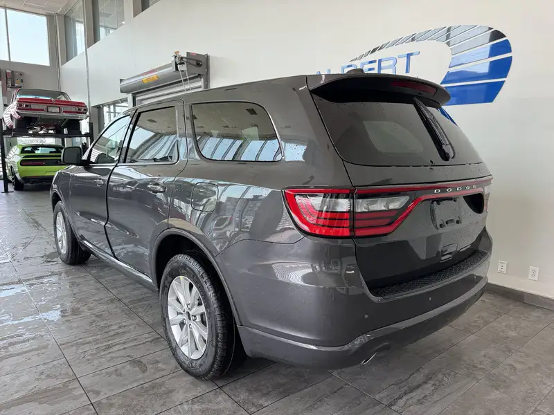 2026 Dodge Durango SXT| REMOTE START | REMOTE TRUNK RELEASE |, šedá, 1 015 km, dovoz Kanada — foto 3 z 12