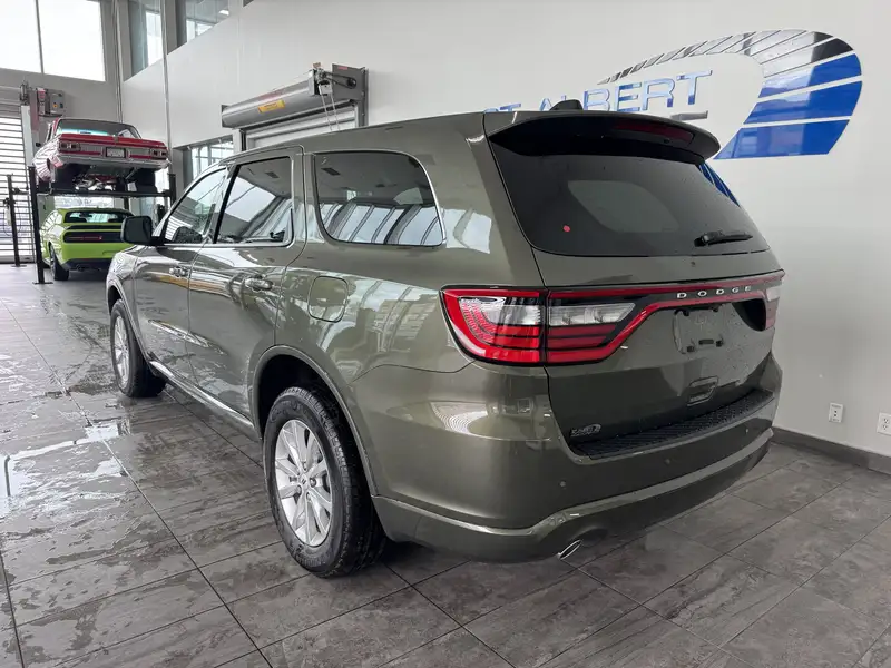 2026 Dodge Durango SXT| REMOTE START | REMOTE TRUNK RELEASE |, zelená, 1 015 km, dovoz Kanada — foto 3 z 12
