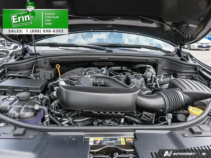 2026 Dodge Durango, šedá, dovoz Kanada — foto 8 z 12