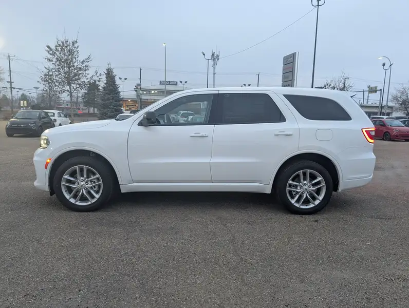 2026 Dodge Durango GT, bílá, 23 km, dovoz Kanada — foto 3 z 12