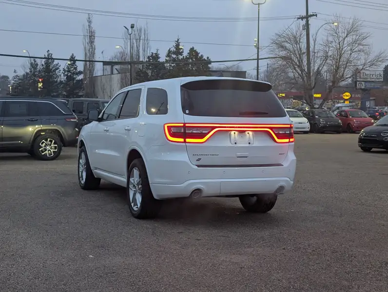 2026 Dodge Durango GT, bílá, 23 km, dovoz Kanada — foto 4 z 12