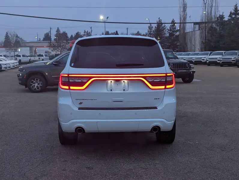 2026 Dodge Durango GT, bílá, 23 km, dovoz Kanada — foto 5 z 12