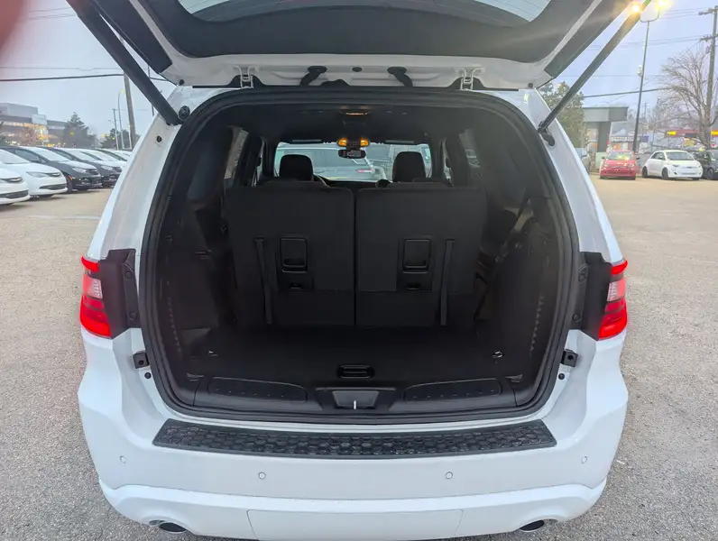 2026 Dodge Durango GT, bílá, 23 km, dovoz Kanada — foto 6 z 12
