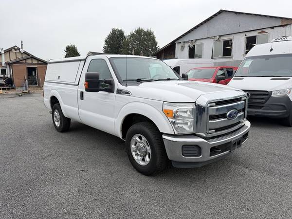 2016 Ford, dovoz Kanada — foto 7 z 12