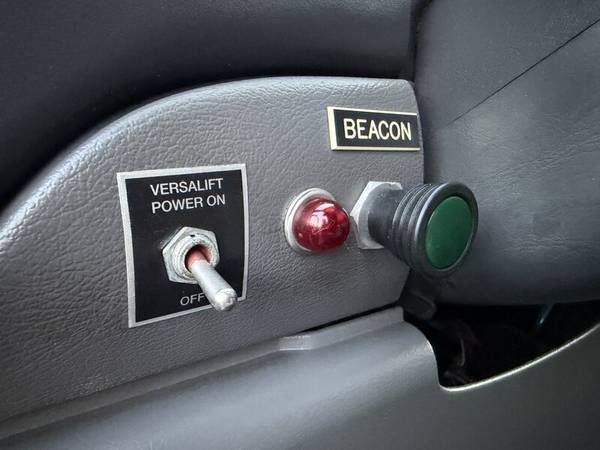 2006 Ford, dovoz Kanada — foto 11 z 12