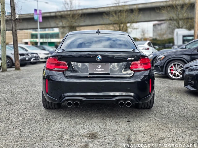 2018 BMW M2, černá, 59 258 km, dovoz Kanada — foto 5 z 5