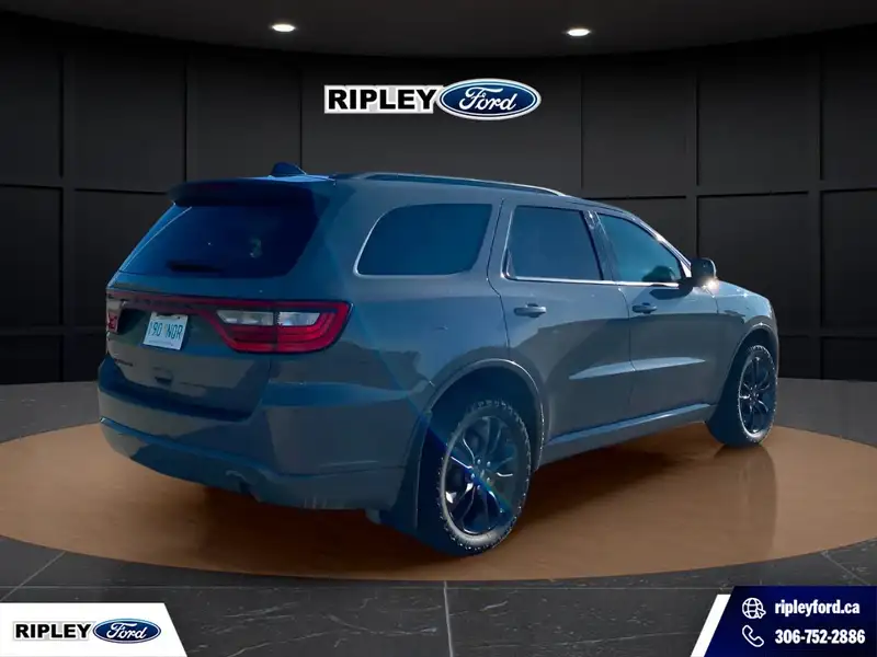 2023 Dodge Durango SXT, šedá, 123 676 km, dovoz Kanada — foto 5 z 8