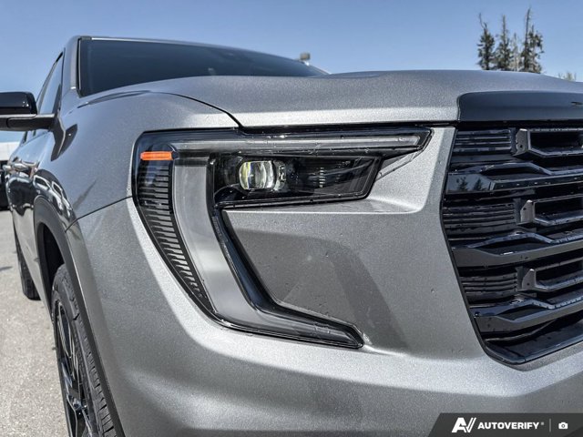 2026 GMC Acadia Elevation, šedá, 5 km, dovoz Kanada — foto 11 z 20
