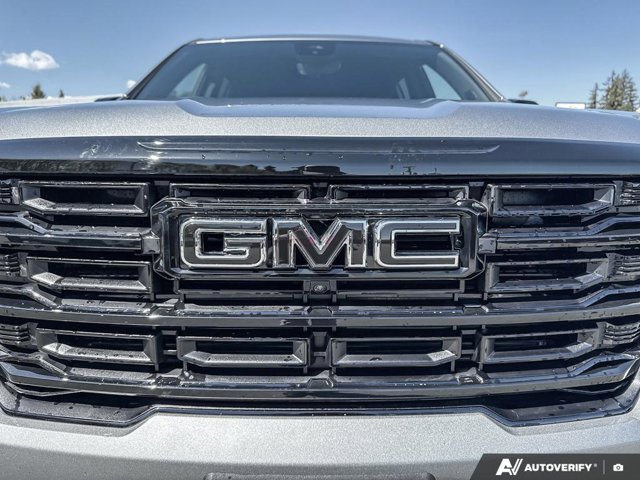 2026 GMC Acadia Elevation, šedá, 5 km, dovoz Kanada — foto 12 z 20
