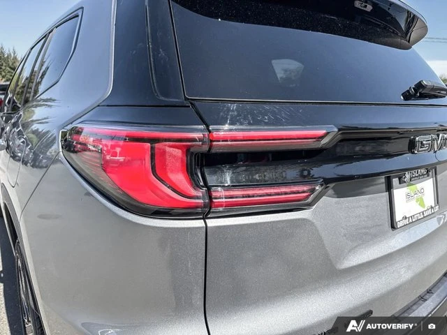 2026 GMC Acadia Elevation, šedá, 5 km, dovoz Kanada — foto 14 z 20