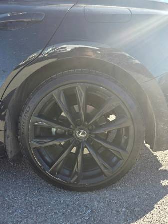2021 Lexus, dovoz Kanada — foto 7 z 12
