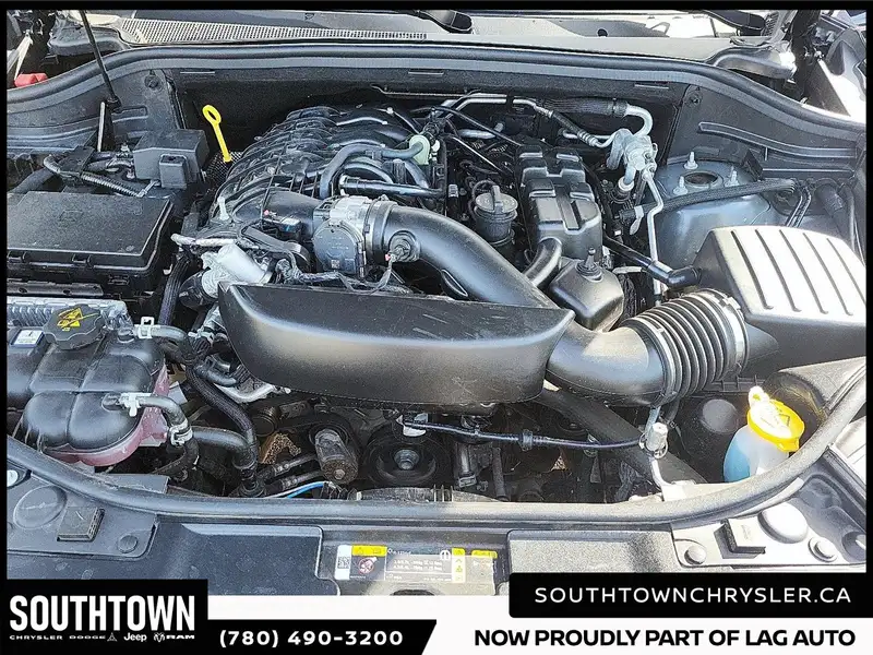 2024 Dodge Durango SXT Plus, 17 356 km, dovoz Kanada — foto 8 z 12