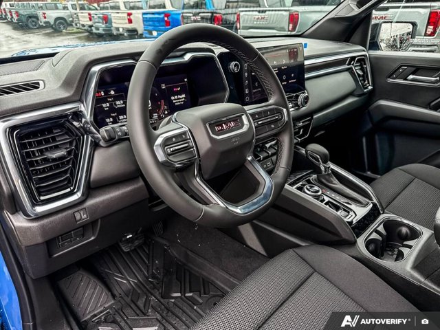 2026 GMC Canyon Elevation, modrá, 22 km, dovoz Kanada — foto 16 z 20