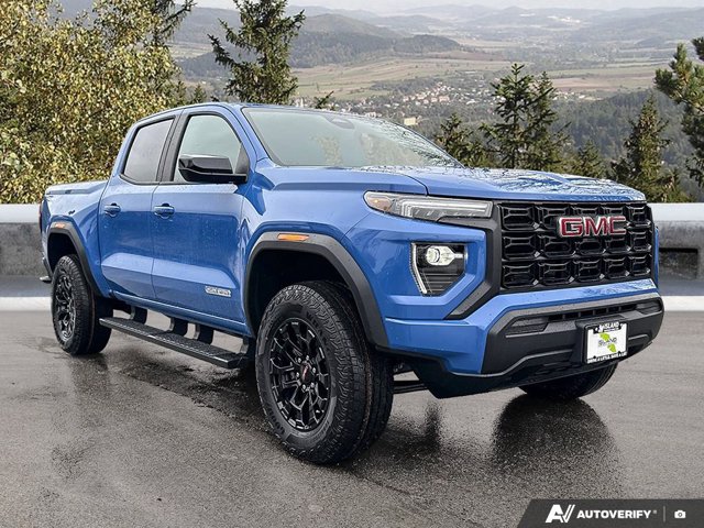 2026 GMC Canyon Elevation, modrá, 22 km, dovoz Kanada — foto 7 z 20