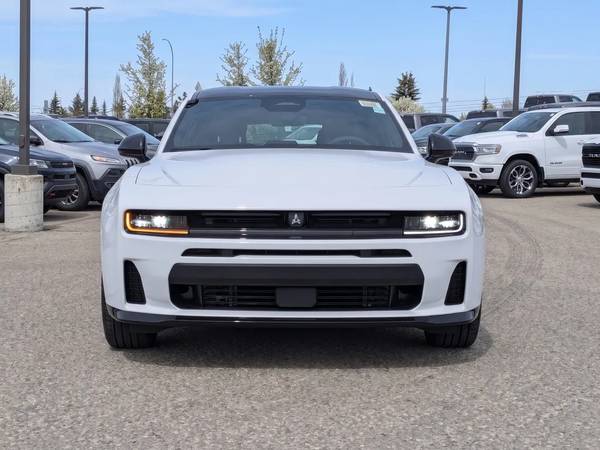 2026 Dodge, dovoz Kanada — foto 2 z 12
