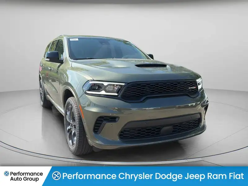 2026 Dodge Durango GT Plus, zelená, dovoz Kanada — foto 3 z 12