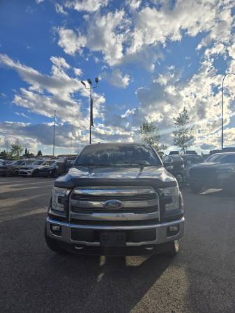 2016 Ford, dovoz Kanada — foto 2 z 12