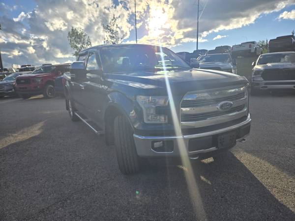 2016 Ford, dovoz Kanada — foto 3 z 12