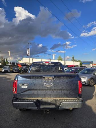 2016 Ford, dovoz Kanada — foto 5 z 12