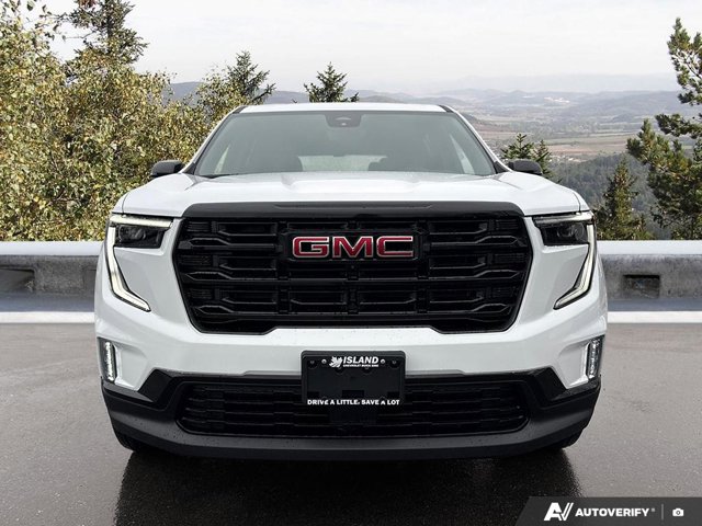 2026 GMC Acadia Elevation, bílá, 16 km, dovoz Kanada — foto 8 z 20