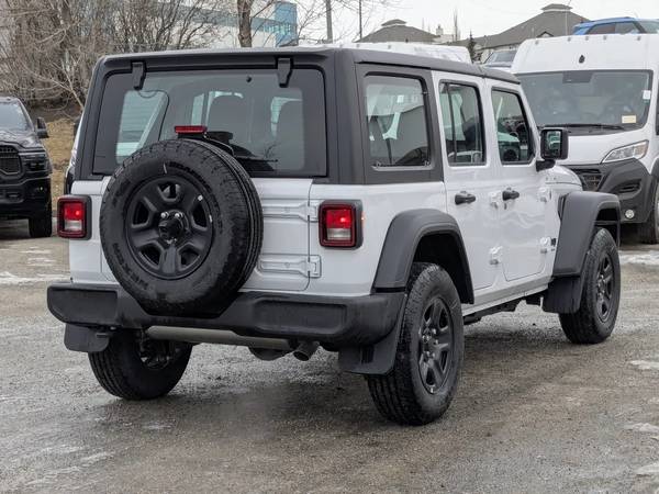 2026 Jeep, dovoz Kanada — foto 7 z 12