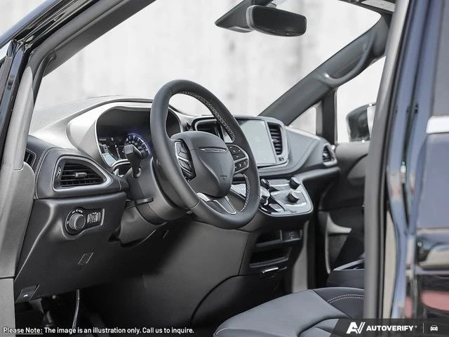 2027 Chrysler Pacifica Select, černá, dovoz Kanada — foto 13 z 20