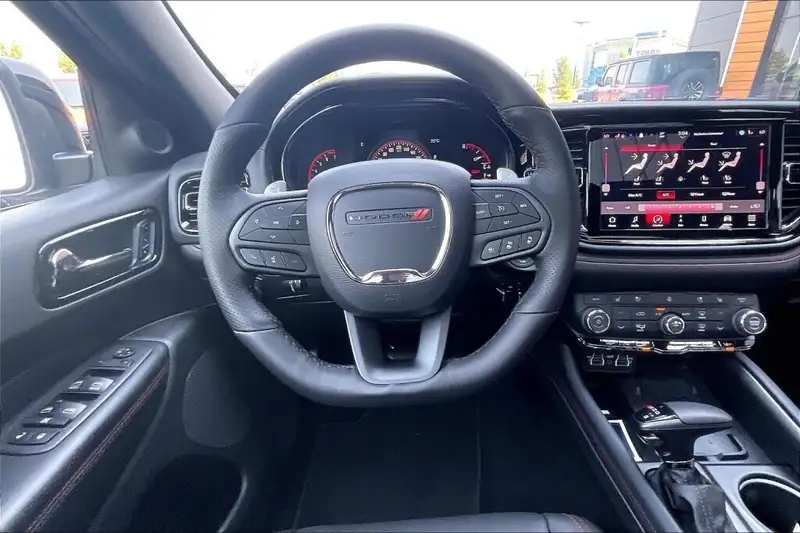 2026 Dodge Durango Gt Plus, šedá, 0 km, dovoz Kanada — foto 8 z 12