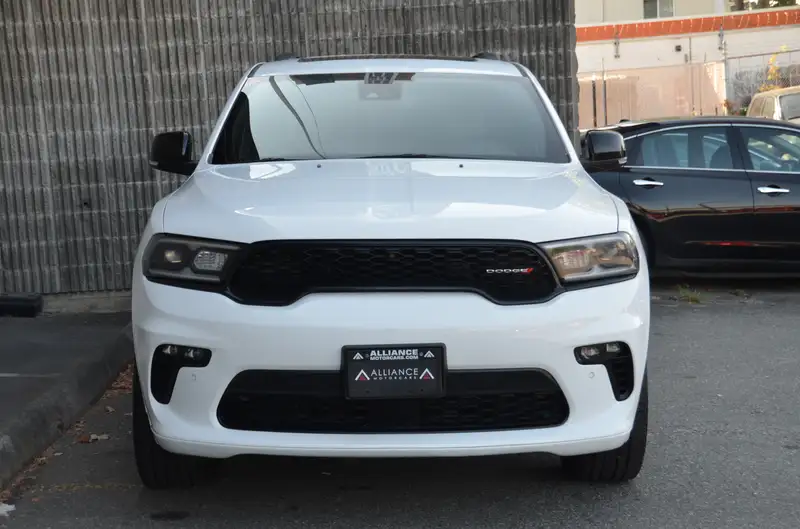 2023 Dodge Durango GT Plus AWD, bílá, 64 341 km, dovoz Kanada — foto 8 z 12