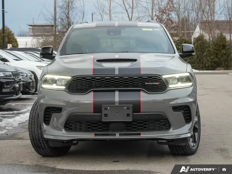 2026 Dodge Durango GT Plus, šedá, 10 km, dovoz Kanada — foto 2 z 12