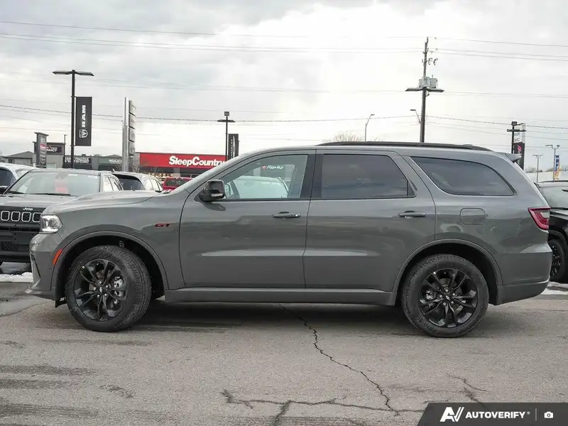 2026 Dodge Durango GT Plus, šedá, 10 km, dovoz Kanada — foto 3 z 12