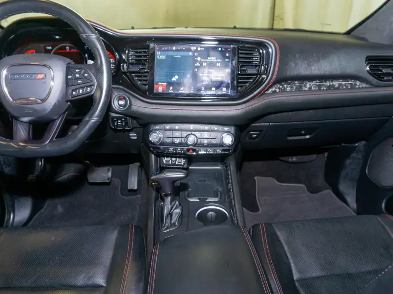 2024 Dodge Durango, černá, 50 526 km, dovoz Kanada — foto 9 z 12