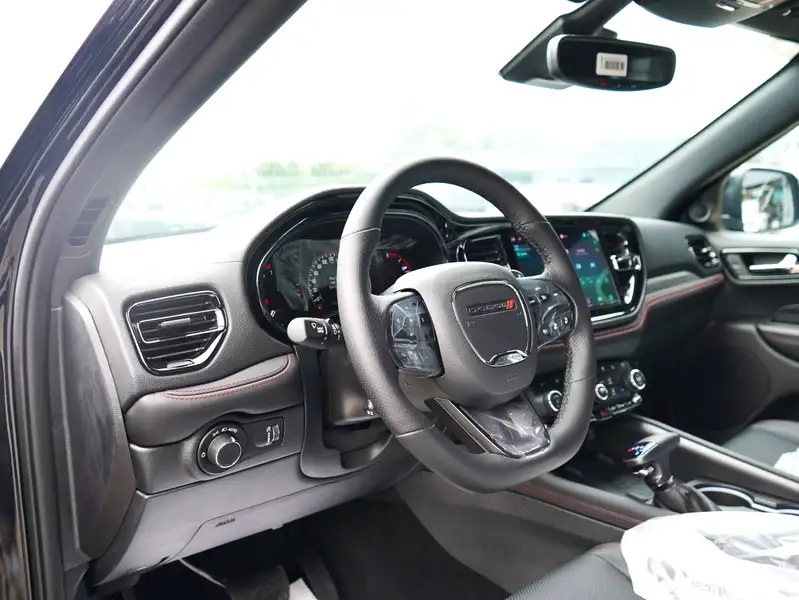 2026 Dodge Durango GT Plus, 50 km, dovoz Kanada — foto 11 z 12