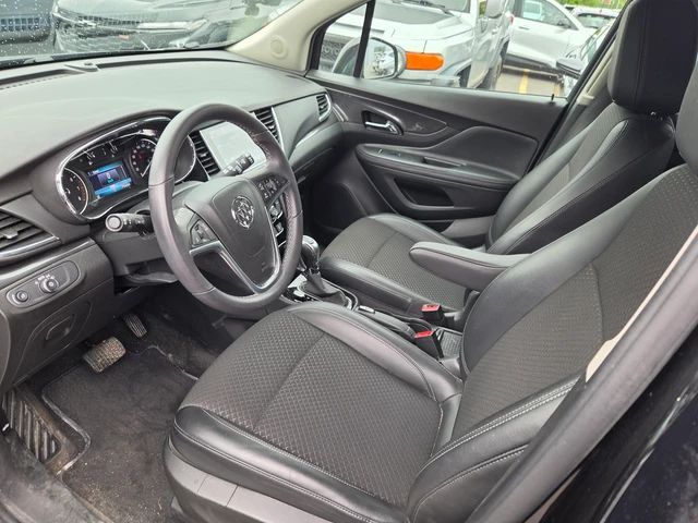 2020 Buick Encore Preferred, černá, 33 928 km, dovoz Kanada — foto 11 z 13