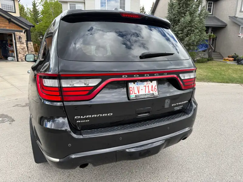 2016 Dodge Durango Citadel, černá, 270 000 km, dovoz Kanada — foto 2 z 7