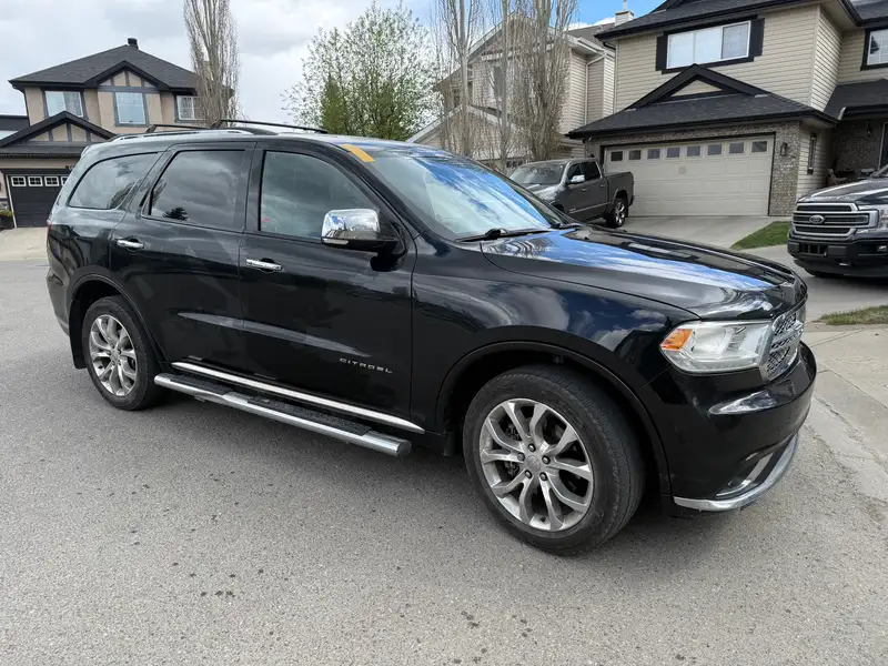 2016 Dodge Durango Citadel, černá, 270 000 km, dovoz Kanada — foto 3 z 7