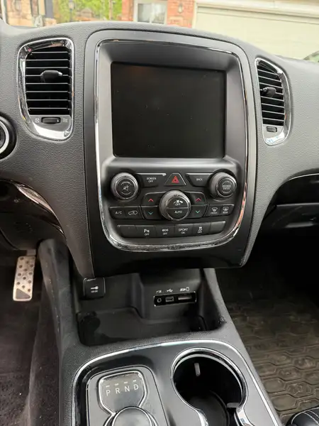 2016 Dodge Durango Citadel, černá, 270 000 km, dovoz Kanada — foto 6 z 7