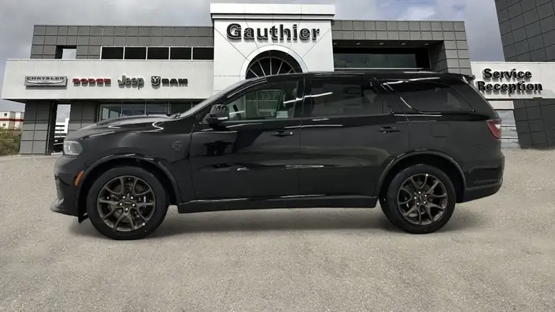 2026 Dodge Durango SRT Hellcat Jailbreak, černá, 15 km, dovoz Kanada — foto 3 z 12