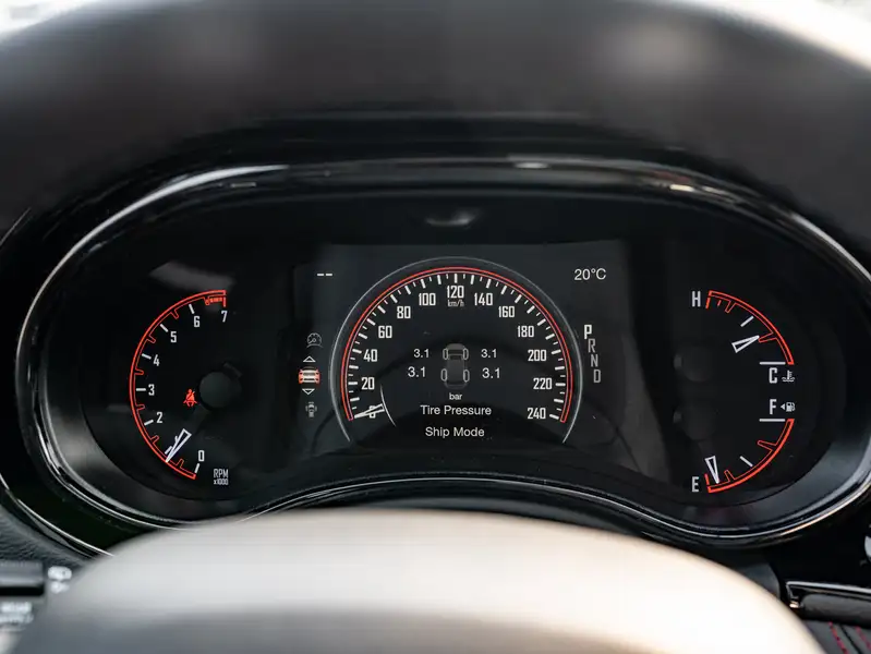 2026 Dodge Durango GT Plus, zelená, dovoz Kanada — foto 4 z 12