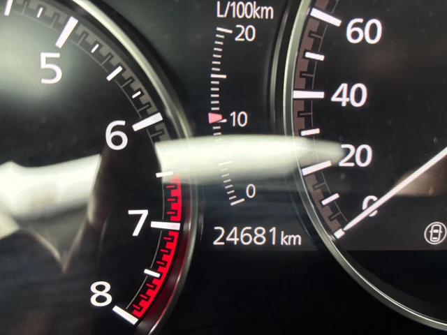 2021 Mazda 3, 25 000 km, dovoz Kanada — foto 2 z 4