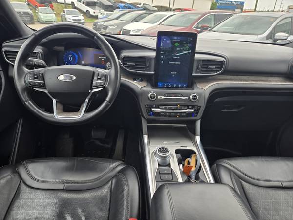 2020 Ford, dovoz Kanada — foto 9 z 12